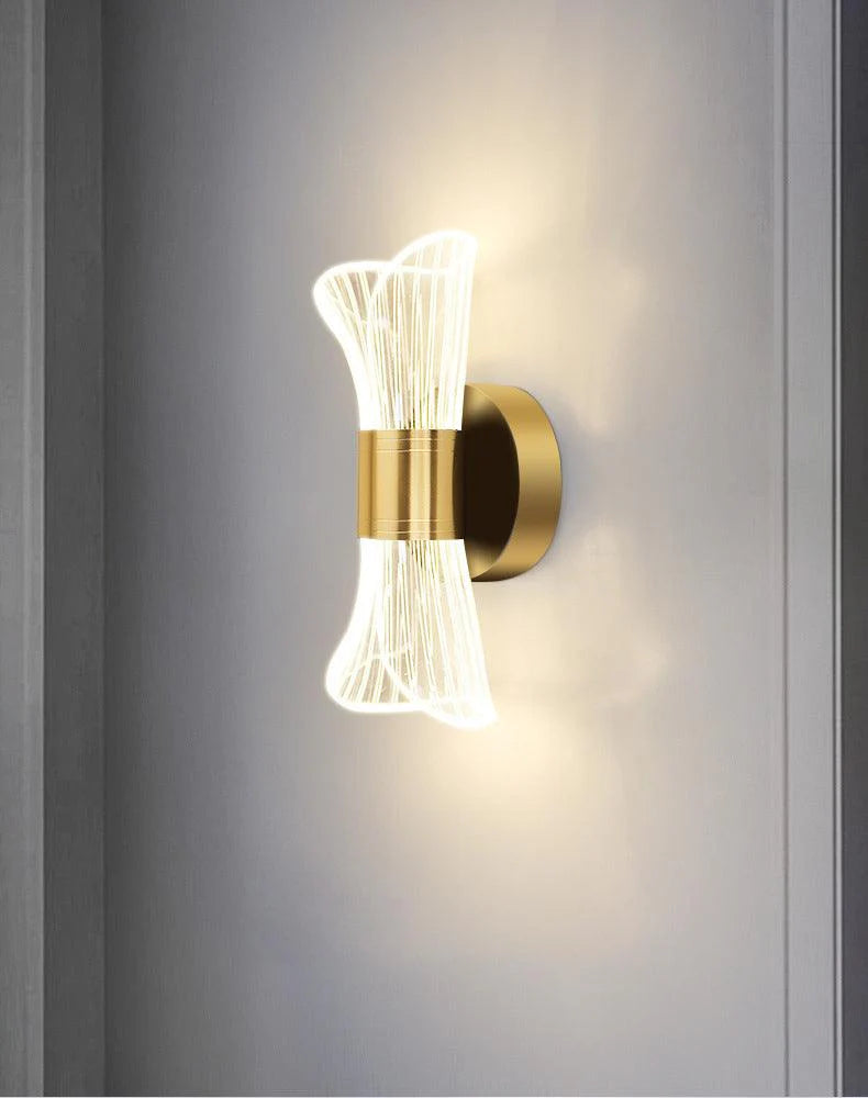 Luxe Radiance Wall Light