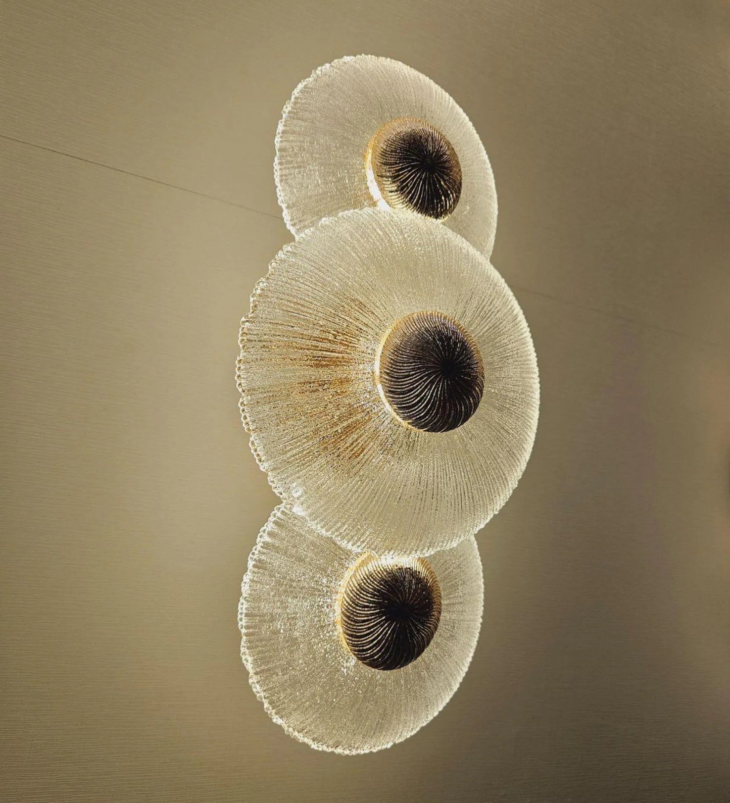 Luxurious Glass Disc Wall Lamp