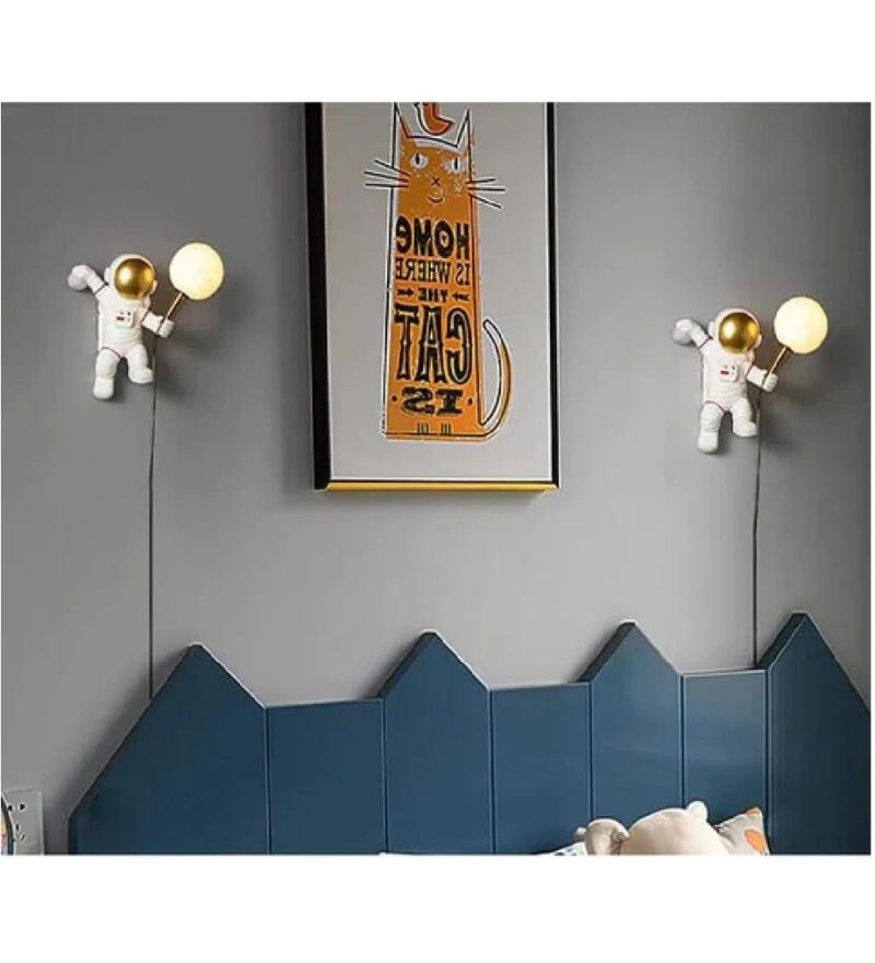 Astronaut Moon Wall Lamp