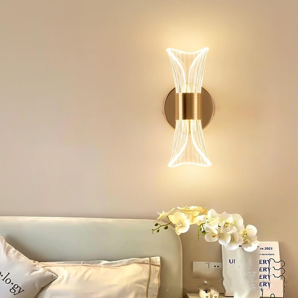 Luxe Radiance Wall Light
