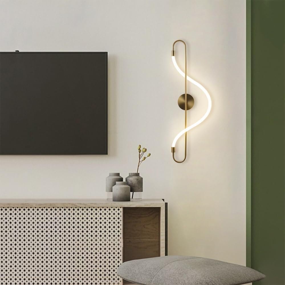 Modern S-Curve LED Wall Light – Gold Finish