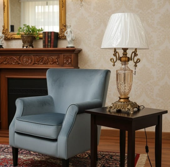 Elegant Vintage Table Lamp