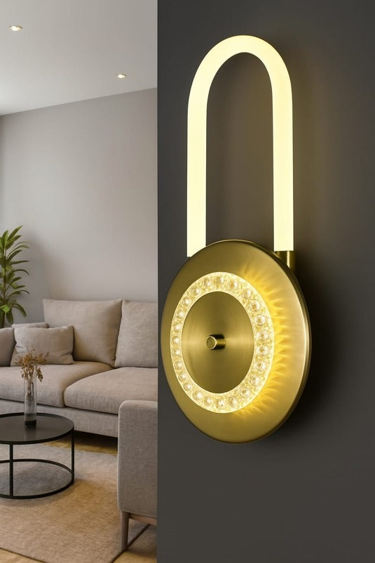 Paramount Wall Light