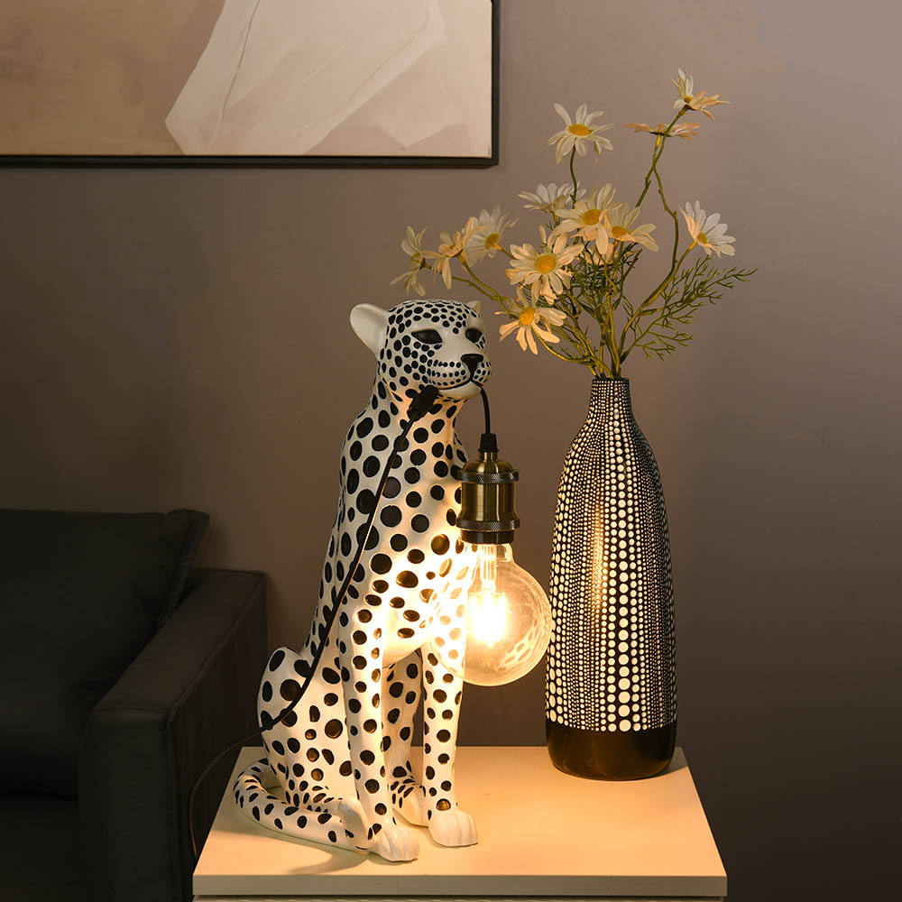 Leopard Table Lamp