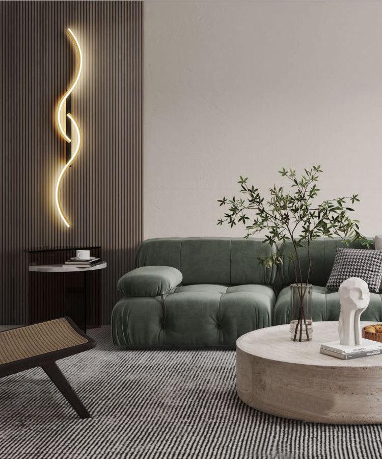Modern LED Twisted Wave Wall Light – Sleek Artistic Vertical Wall Sconce