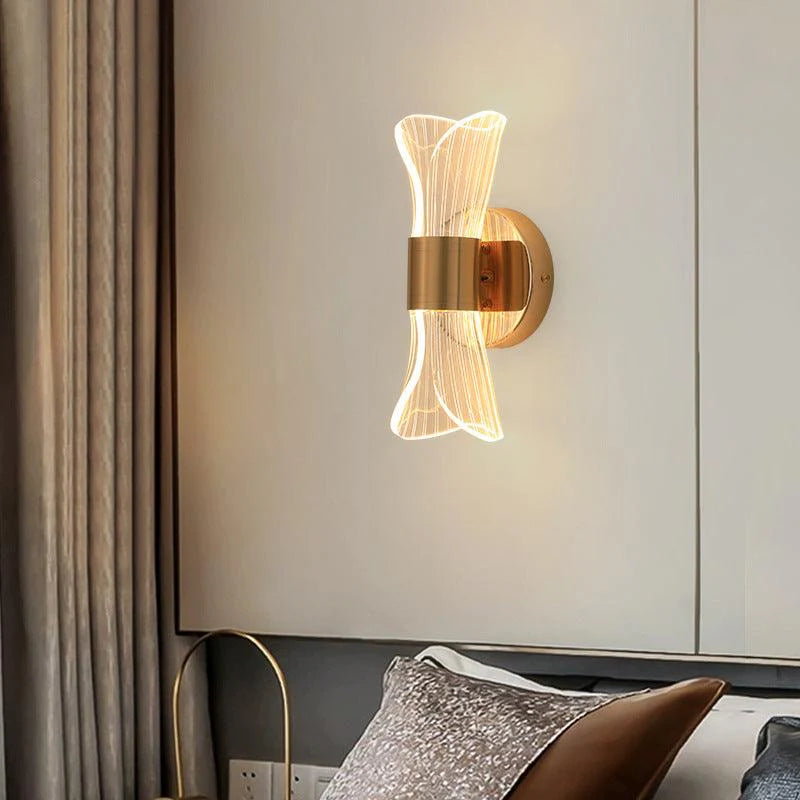 Luxe Radiance Wall Light