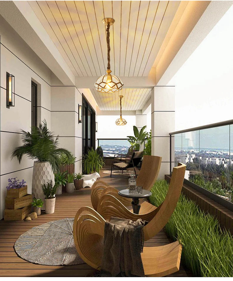 PrismGlow Pendant – Vintage Glamour in Geometric Elegance