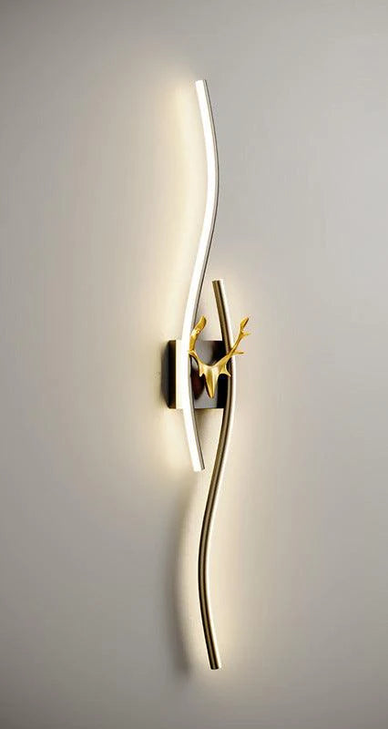 Antler Wave Wall Light – Sculptural Elegance Meets Modern Glow