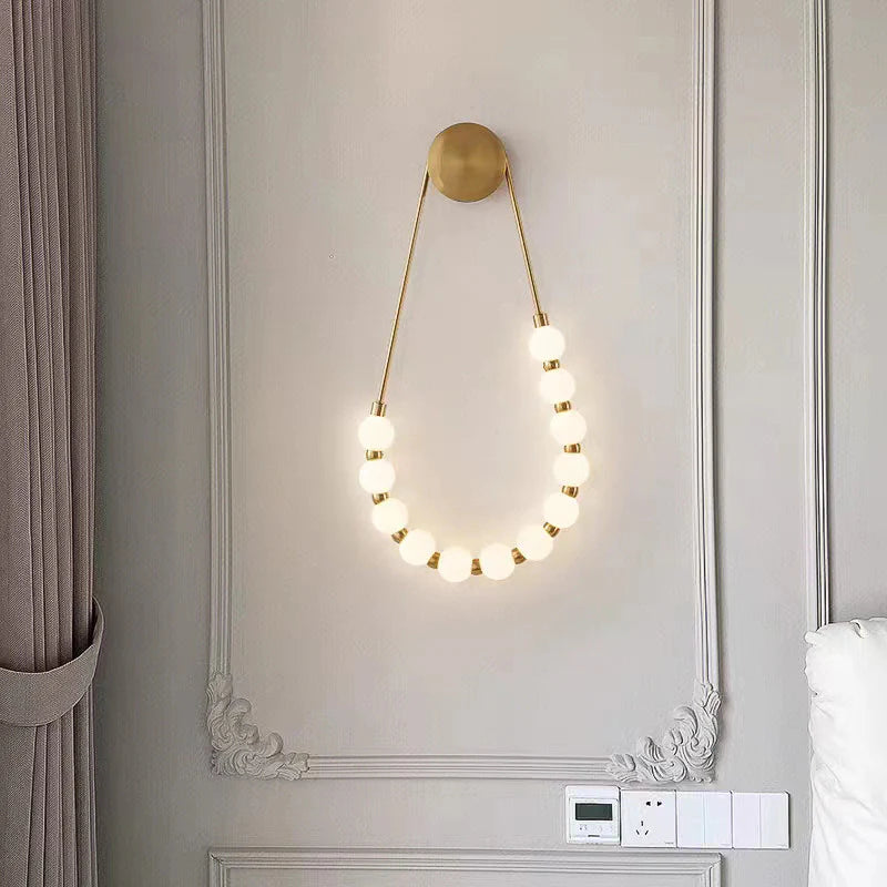 Modern Necklace Design Wall Light – Decorative Gold & Globe Sconce