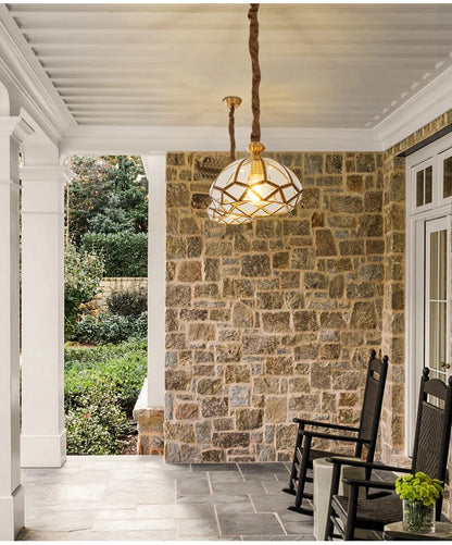 PrismGlow Pendant – Vintage Glamour in Geometric Elegance