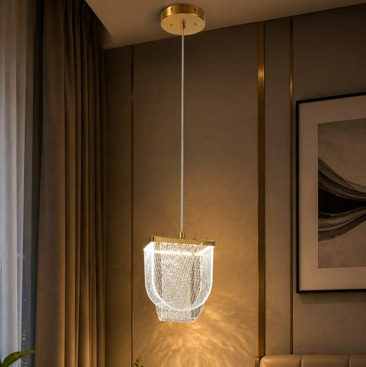 Lavern Pendant Light