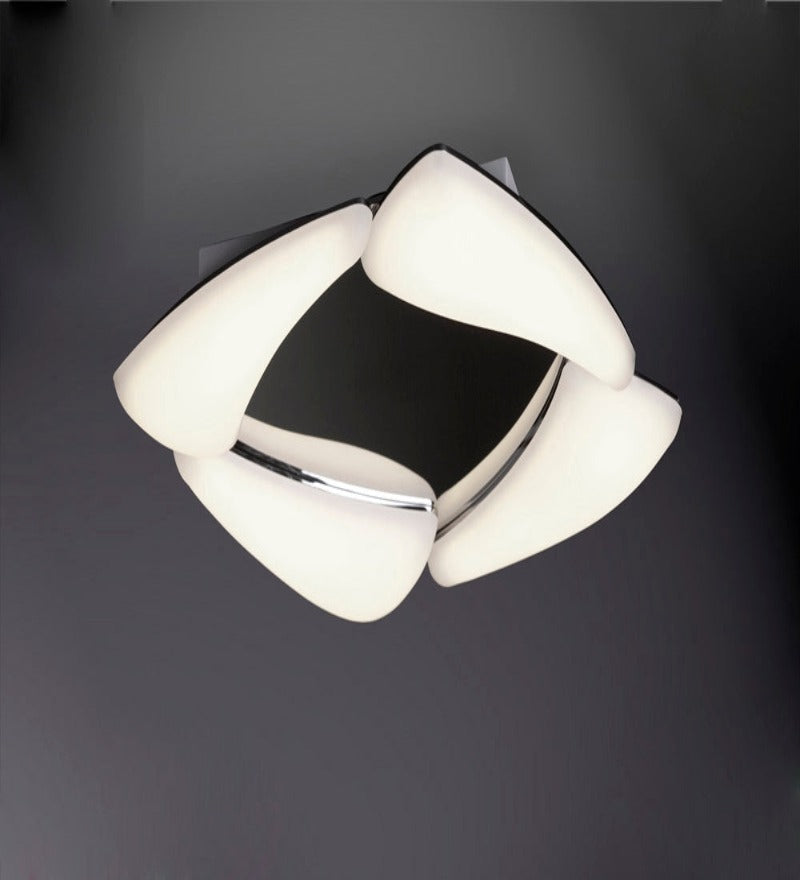 Mistral - Stello Light Studio